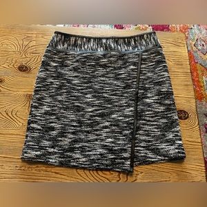 White House Black Market NWT Tweed Skirt